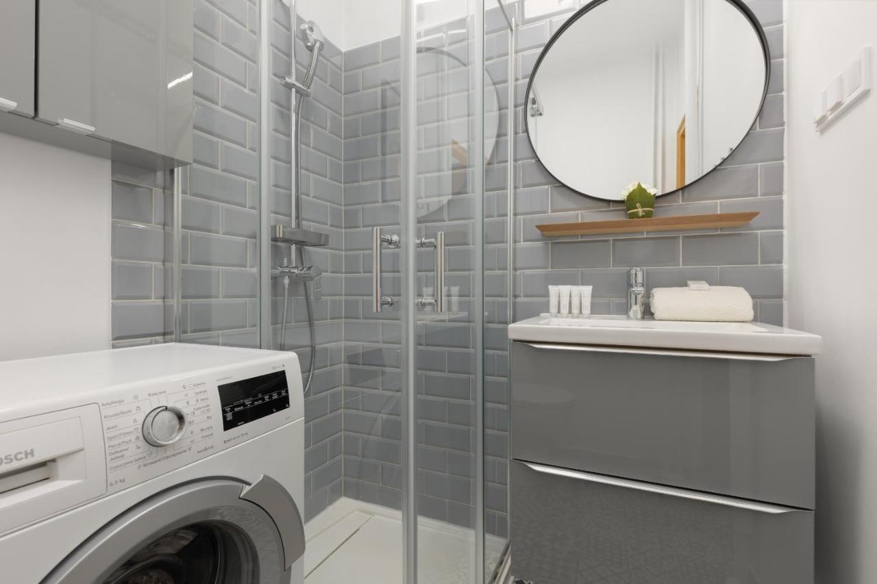 Bright Apartment Kasprzaka Warsaw Wola Near Metro Station By Noclegi Renters Exterior foto